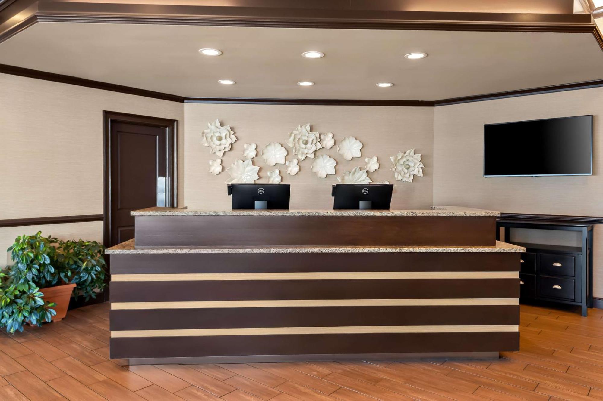 Best Western Newport Inn Ngoại thất bức ảnh